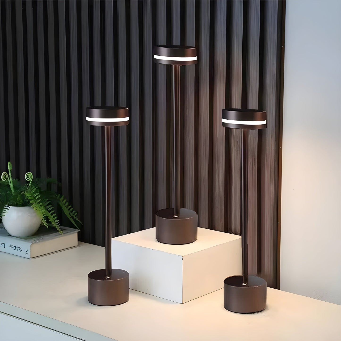 Lurios – Wireless Nordic Table Lamp in Luxurious Design