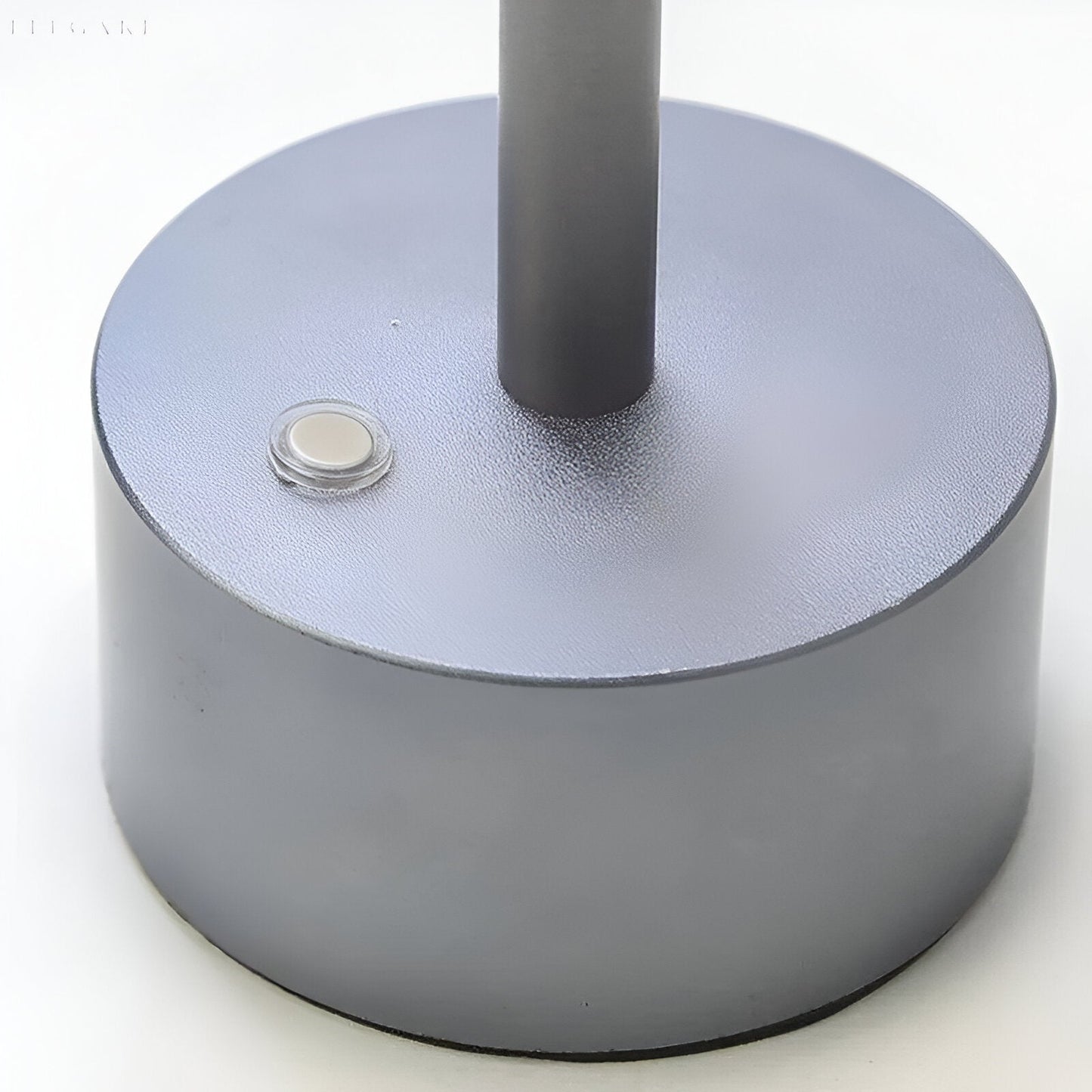 Lurios – Wireless Nordic Table Lamp in Luxurious Design