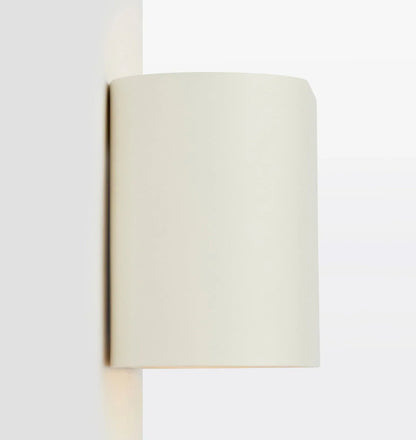 Kivra – Curved Wall Lamp in Nordic Design
