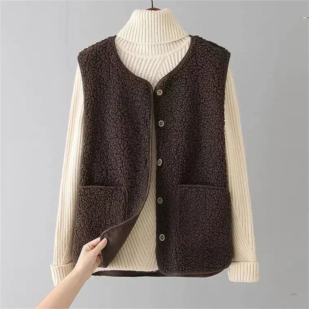 Winifred Women's Sherpa Gilet – Sleeveless Fleece Lightweight Layering Vest