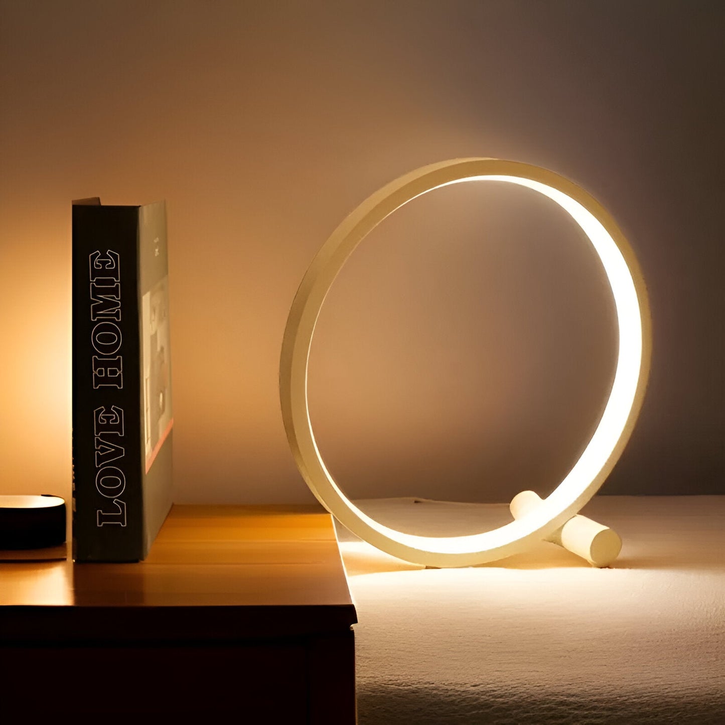 Lunaris – LED Table Lamp in Minimalist Design (Adjustable)