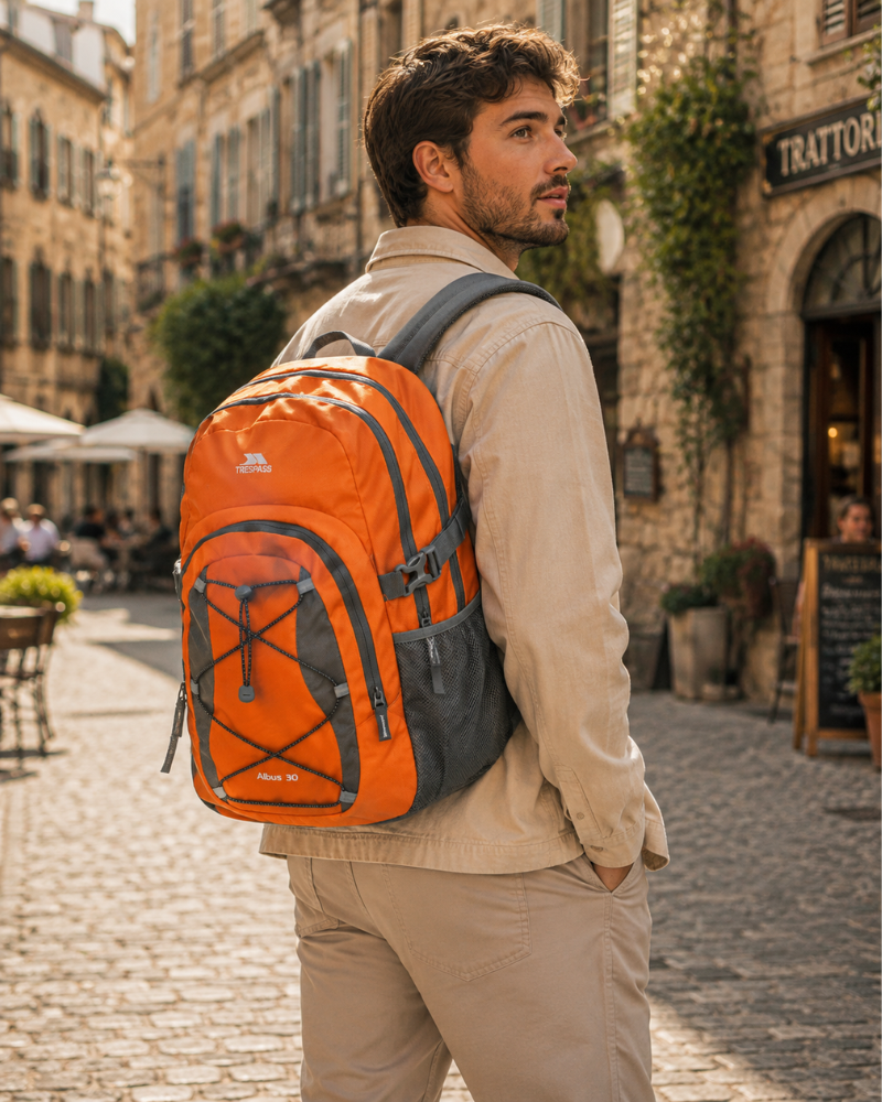 Grant Men's 30L Backpack – Adjustable Travel Rucksack with 3 Zip Pockets