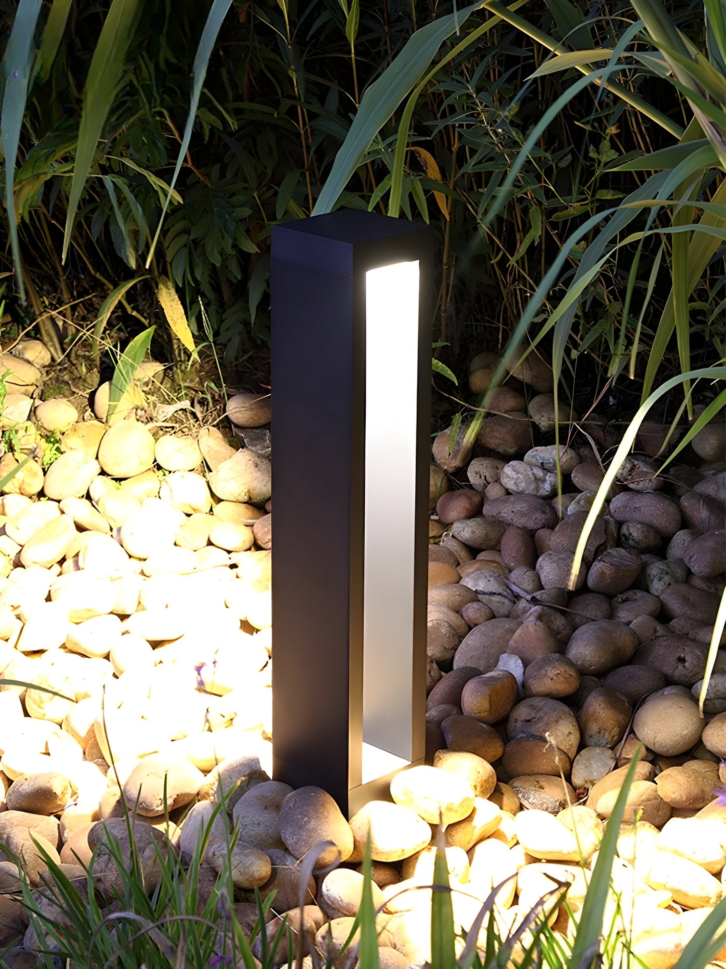 Jackson – Waterproof LED Outdoor Garden Light