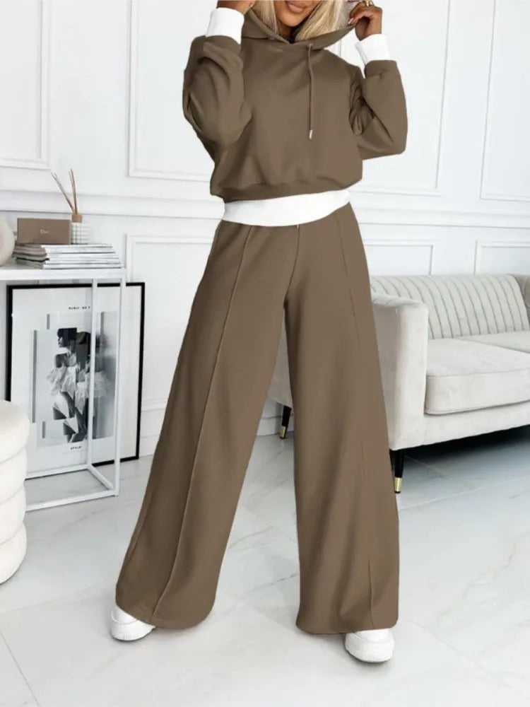 Blythe Women's Lounge Set – Soft Short Sleeve Top & Relaxed Fit Trousers