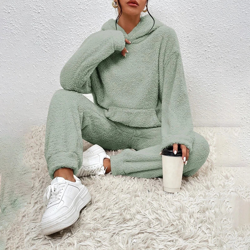 Madison Women's Fleece Lounge Set – Hooded Top & Relaxed Winter Pyjama Set