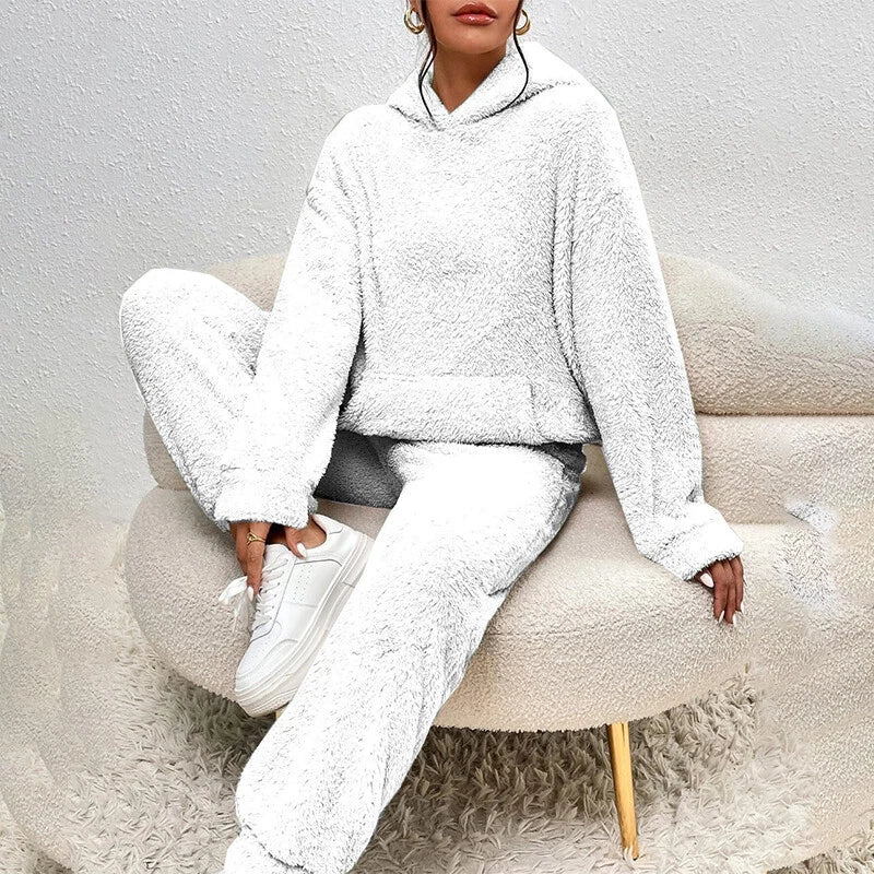 Madison Women's Fleece Lounge Set – Hooded Top & Relaxed Winter Pyjama Set