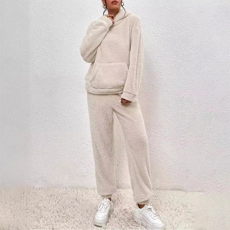 Madison Women's Fleece Lounge Set – Hooded Top & Relaxed Winter Pyjama Set