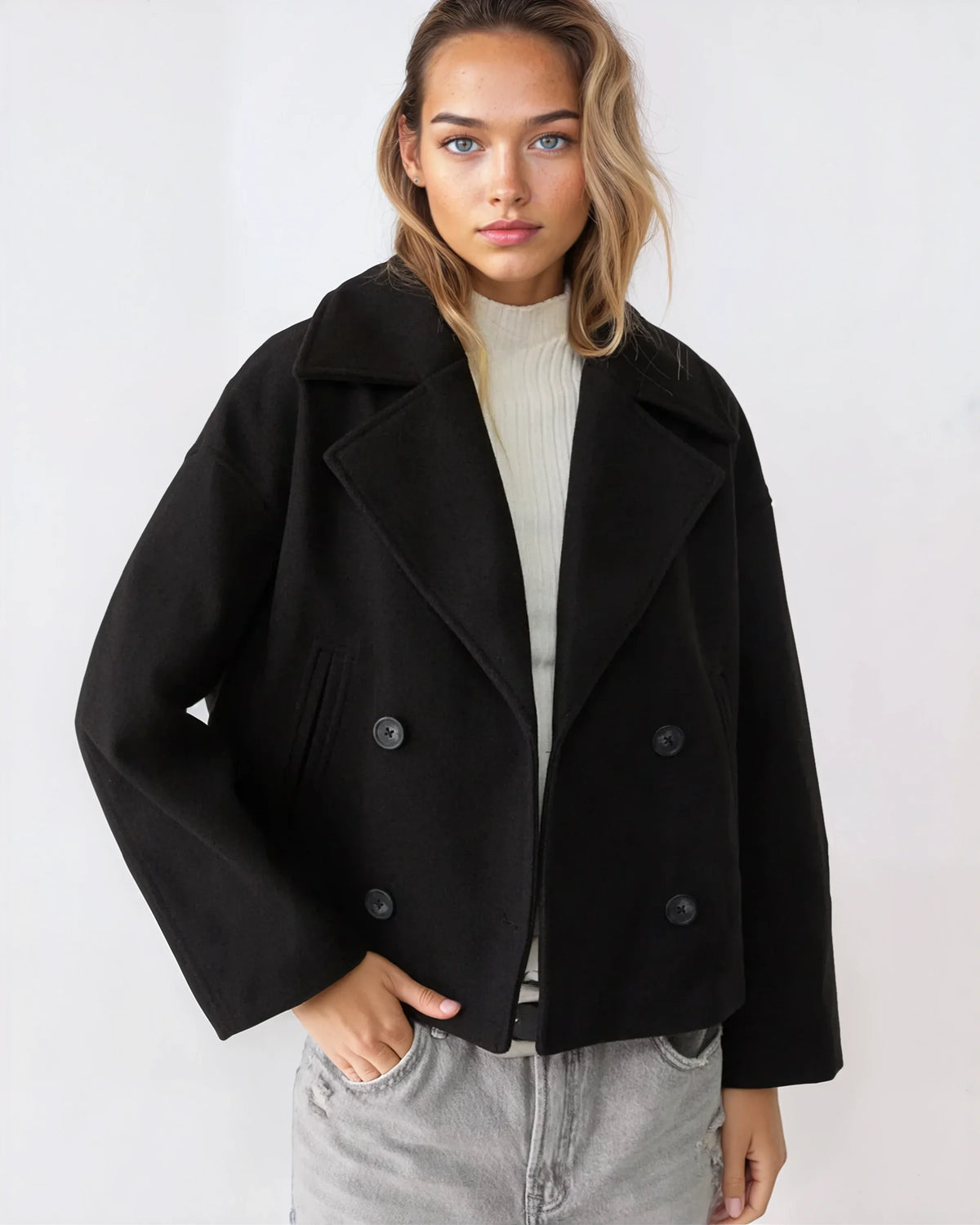 Maudy Women's Cropped Wool-Blend Jacket – Double-Breasted Fit & Wide Lapels