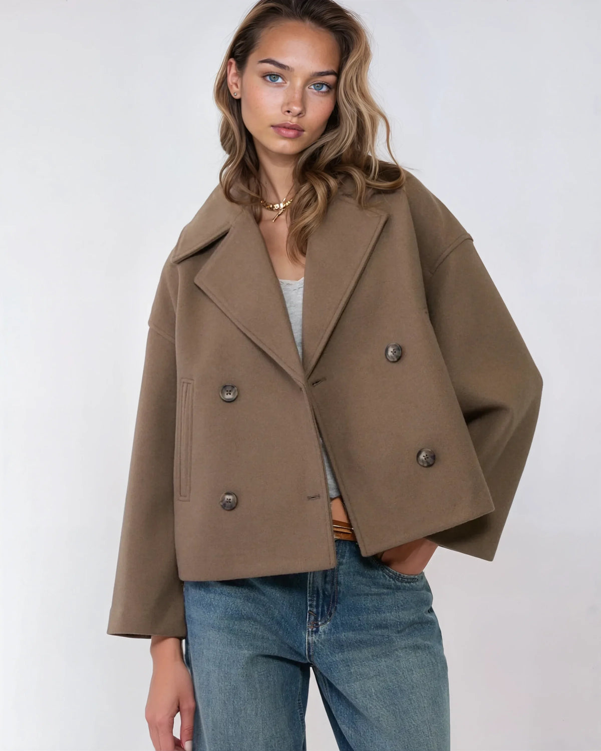 Maudy Women's Cropped Wool-Blend Jacket – Double-Breasted Fit & Wide Lapels