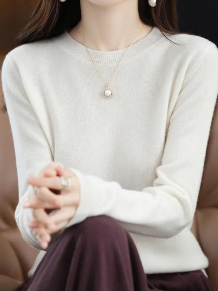 Odette Women's Knitted Jumper – Soft Fitted Knit with Elegant Everyday Style